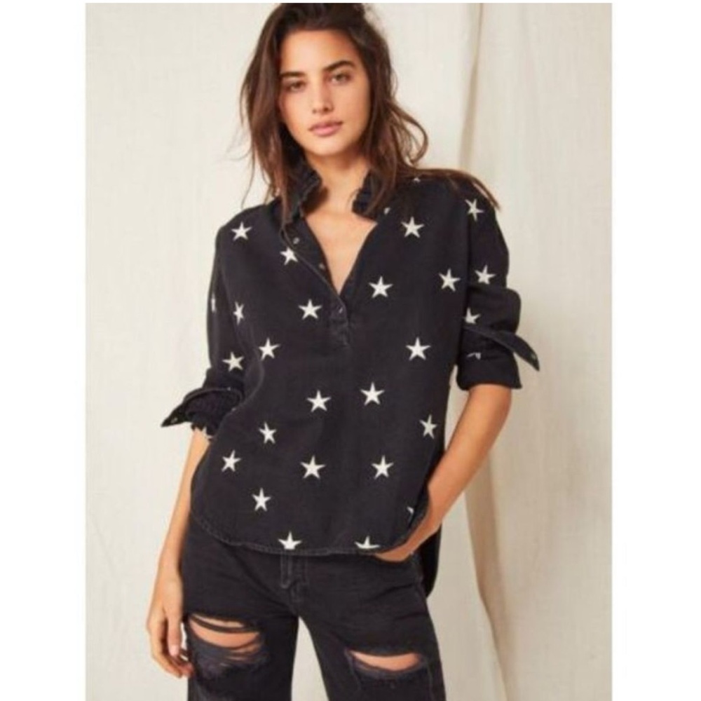 ONE TEASPOON Worn Black Stars
Ruffle Shirt Size Small